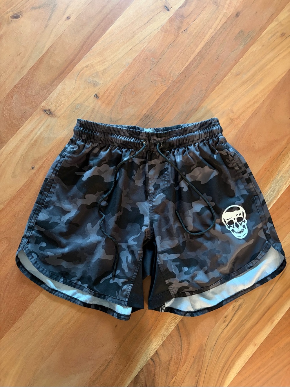 Gymreapers Men's Performance Split-Hem Shorts, Black Camo, Small